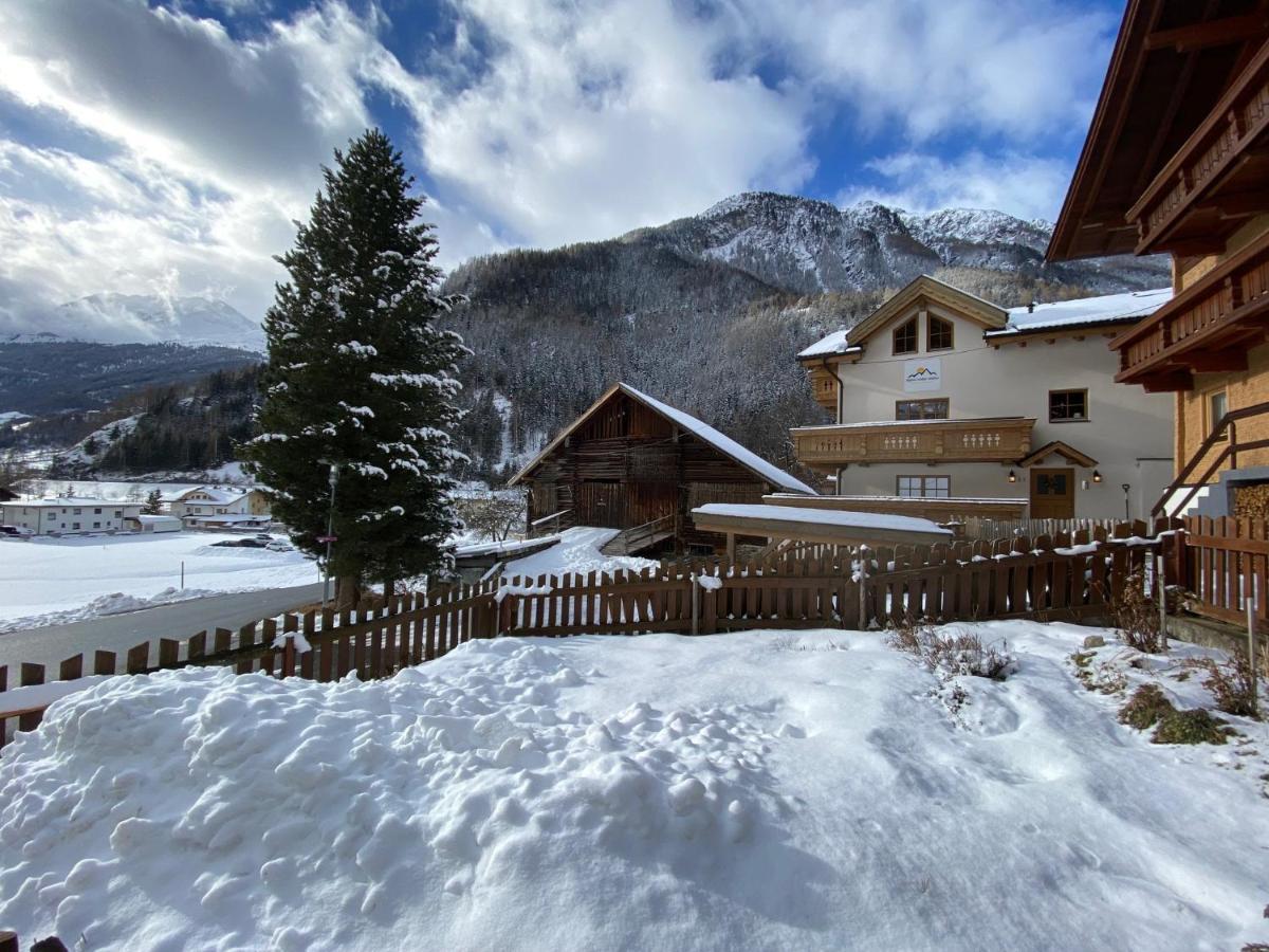 Alpine Lodge Soelden - Chalet & Apart Exterior photo